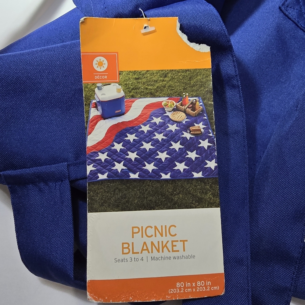 Target Carry Picnic Blanket quilted 80" X 80" Red White Blue 2016 Fourth of July